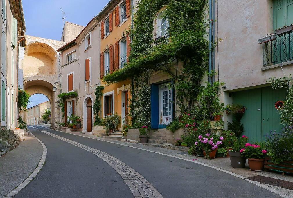 La Begude Des Alpilles Bed & Breakfast Orgon Exterior photo